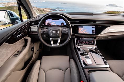 audi q7 interni